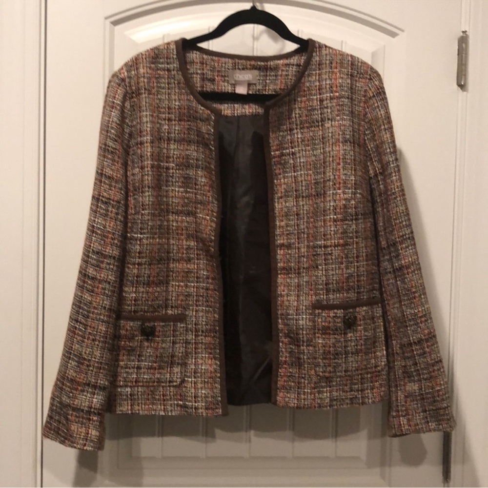 🍋Chico’s Jacket-Blazer.  Size 2.  (12-14).